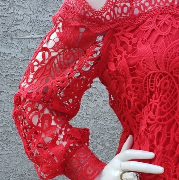 Lucy‎ Paris Sexy Blouses - Picture 7 of 7